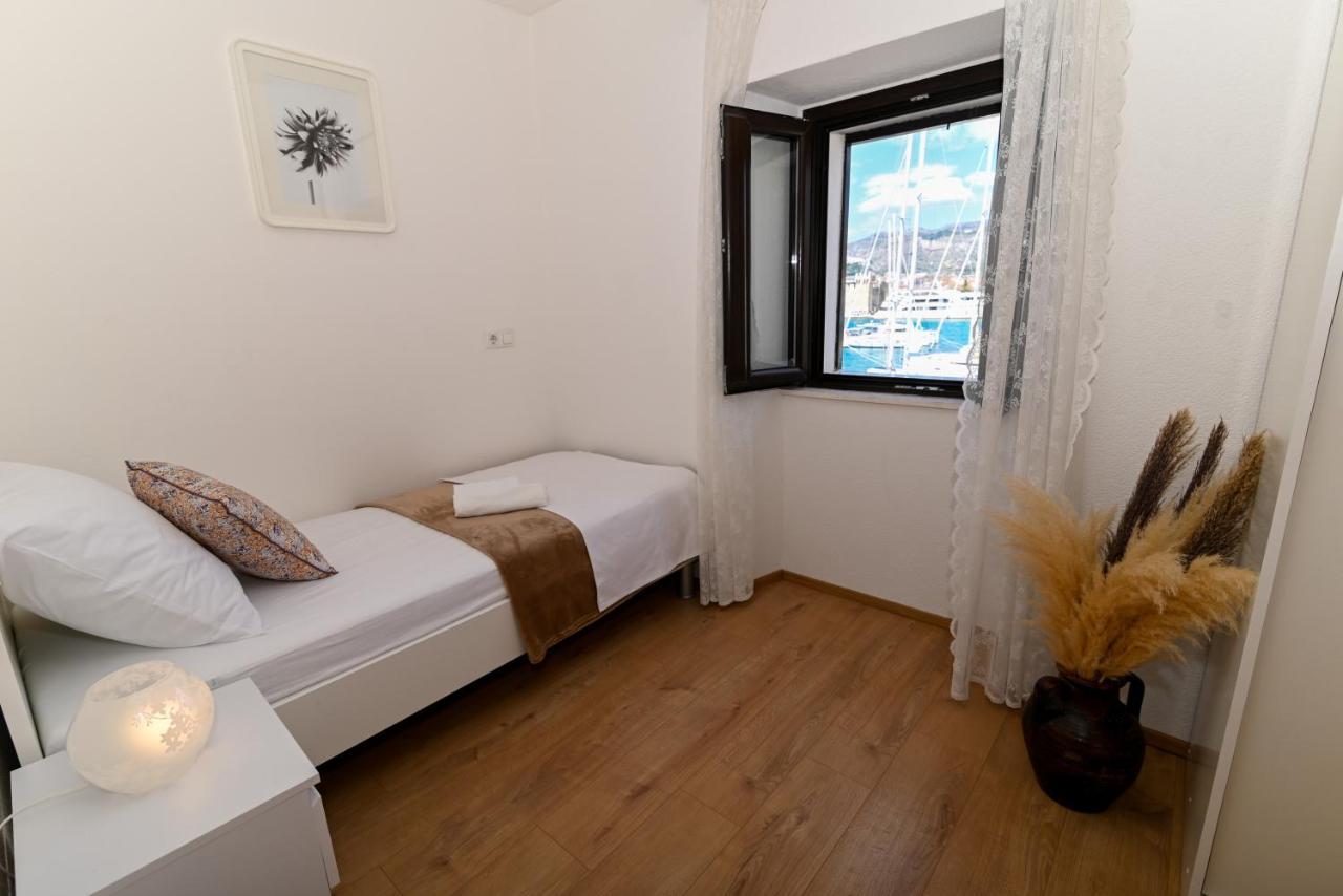 Apartman Ciciliani Trogir Exteriér fotografie