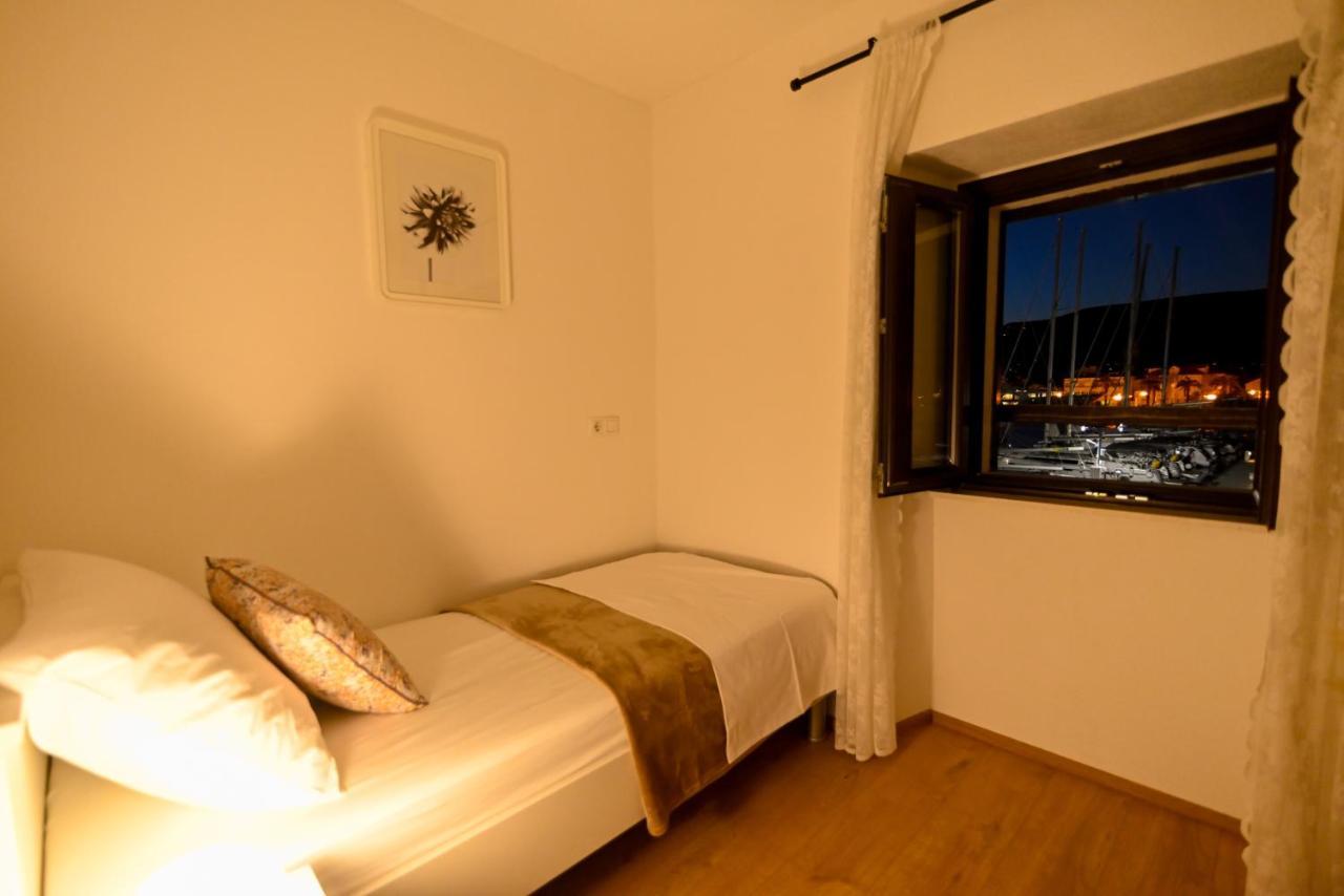 Apartman Ciciliani Trogir Exteriér fotografie